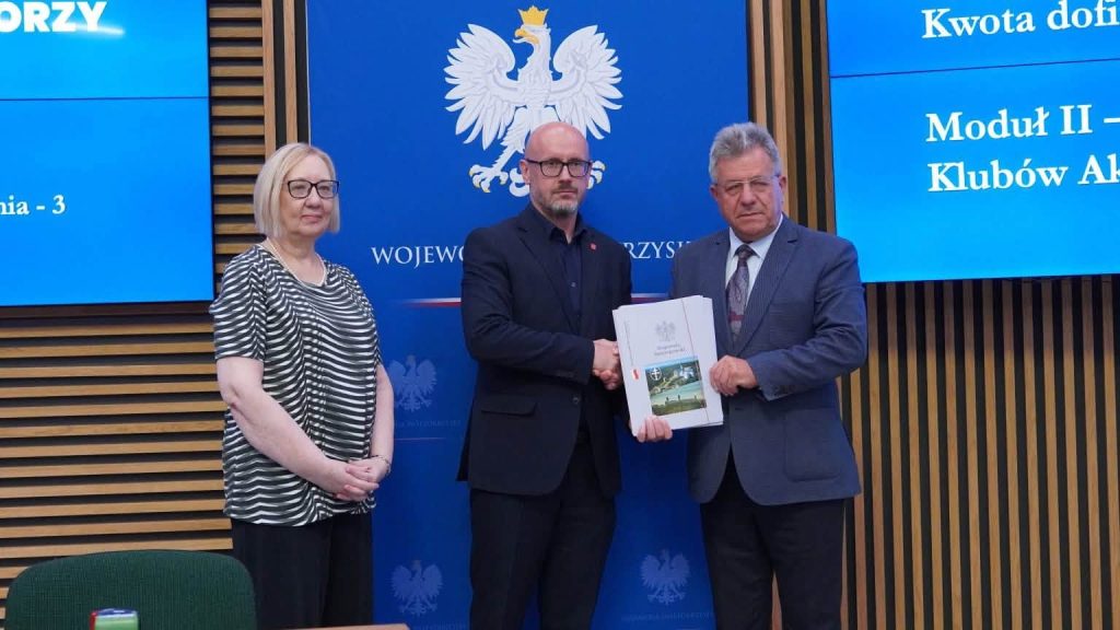 Osoby podpisujące umowę na ASY