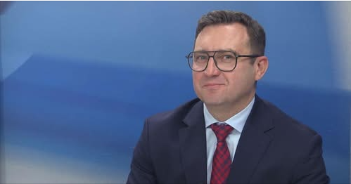 Na zdjęciu Dyrektor Centrum Usług Społecznych w Skarżysku-Kamiennej udzielający wywiadu dla Telewizji Świętokrzyskiej