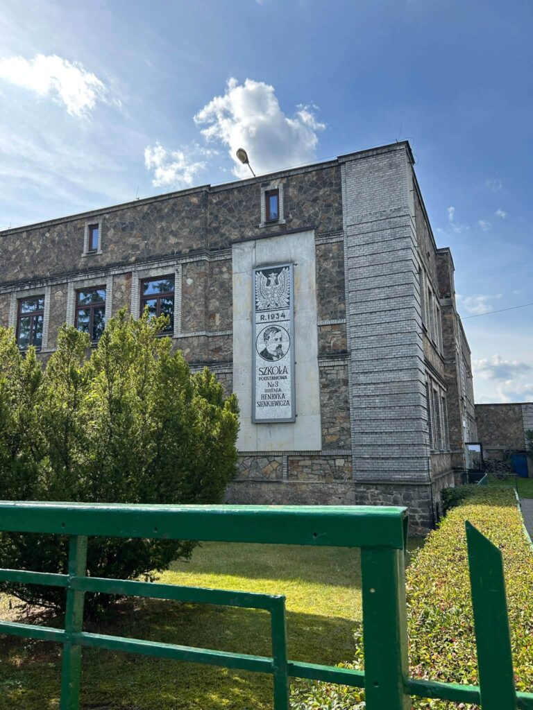 Na zdjęciu uczestnicy Spaceru historycznego po Osiedlu Zachodnim